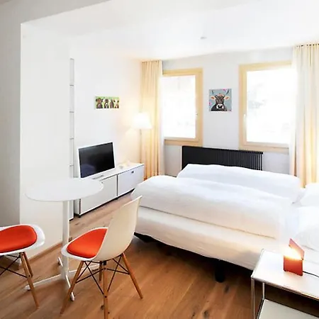 Sleeps 4 Wifi